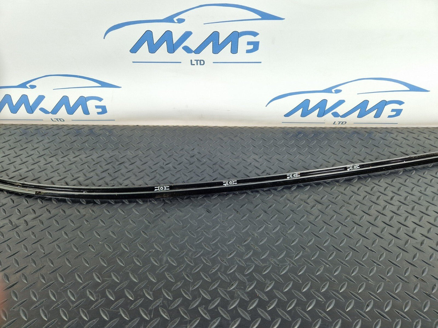 12-18 BMW 3 SERIES F31 LCI LEFT PASSSENGER SIDE DOOR WINDOW MOULDING TRIM