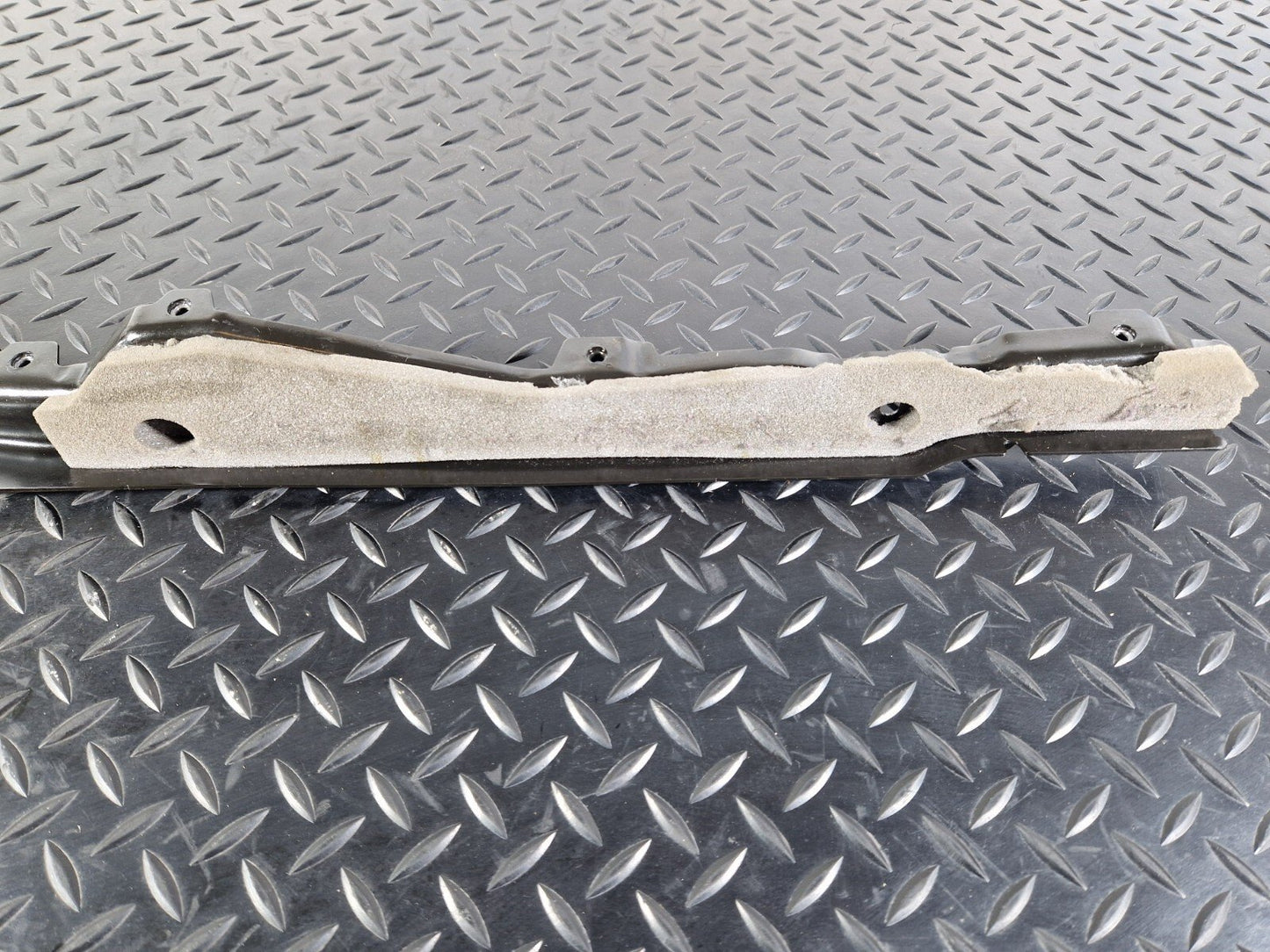 16-24 AUDI A5 F5 CONVERTIBLE GENUINE FRONT RIGHT COVER 8W7809890A
