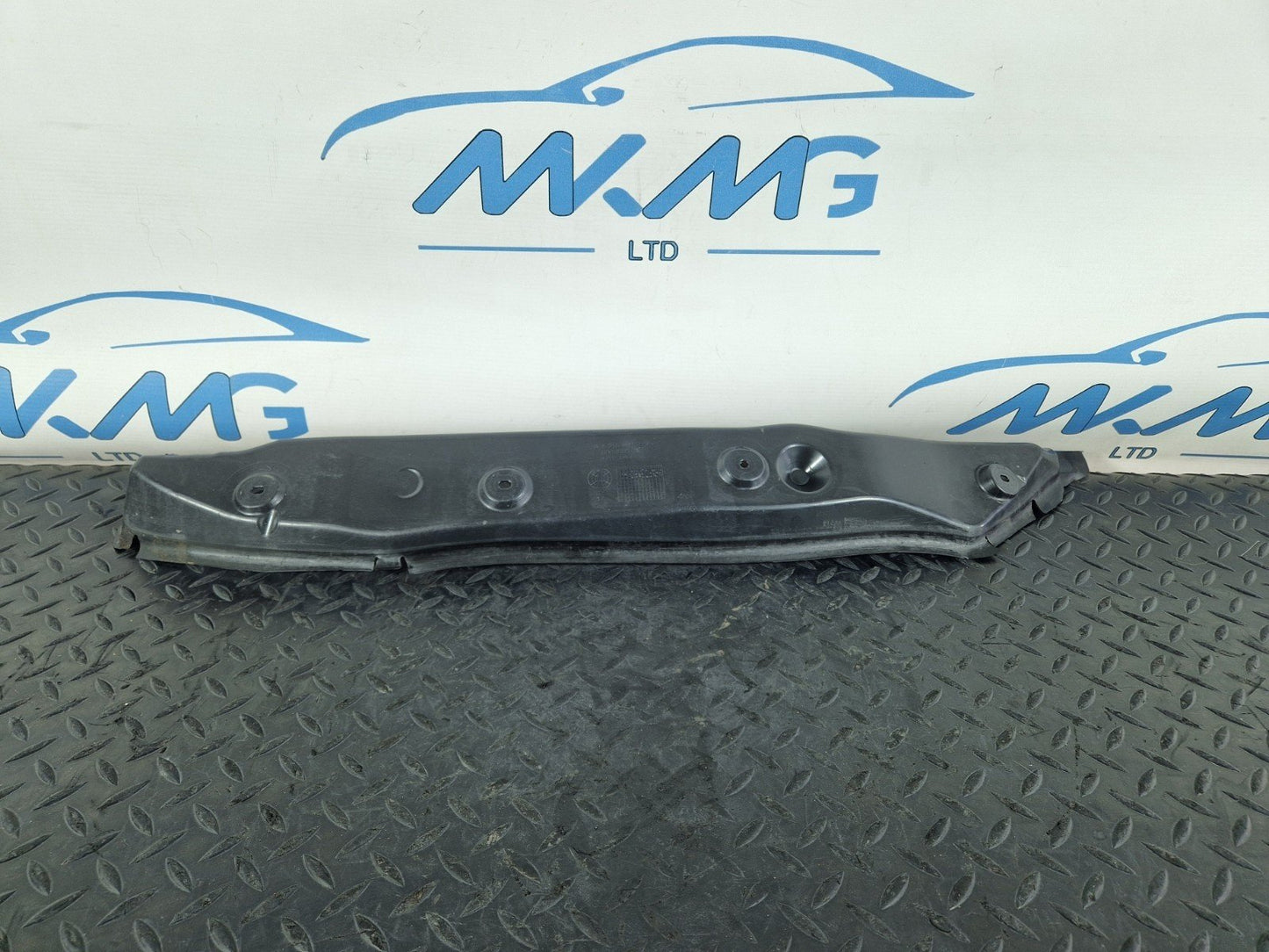 12-18 MERCEDES BENZ B-CLASS W246 OEM FRONT LEFT FENDER WING PLASTIC A2468890925