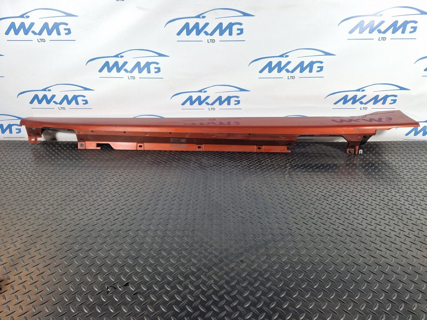 14-21 BMW 2 SERIES GRAN TOURER F45 F46 LEFT SIDE SKIRT IN ORANGE C1X 7318851