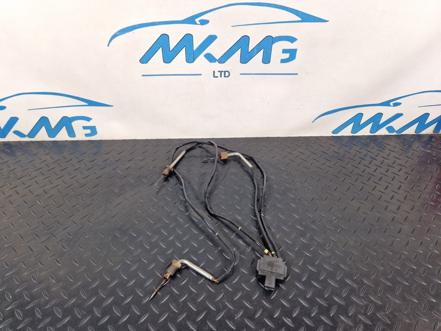19-ON MERCEDES BENZ A CLASS W177 EXHAUST TEMPERATURE SENSOR A0009053806