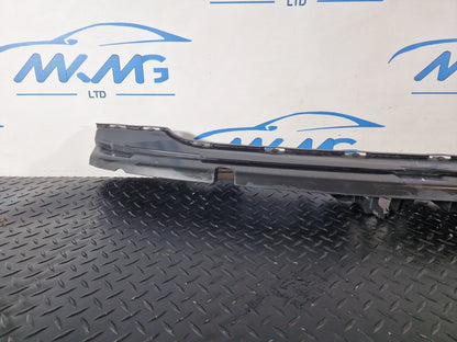 AUDI Q7 4M Rear Centre Bumper Bracket 4M0807458