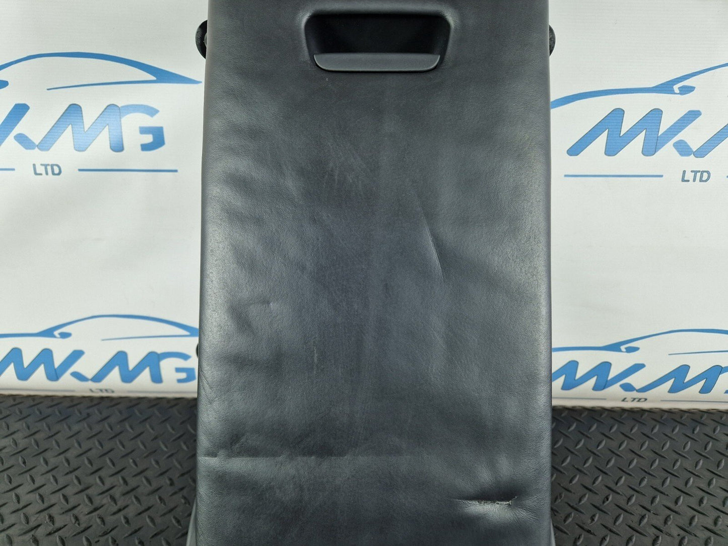 10-17 AUDI A8 4H REAR SEAT MIDDLE CENTER LEATHER ARMREST 4H0885075G
