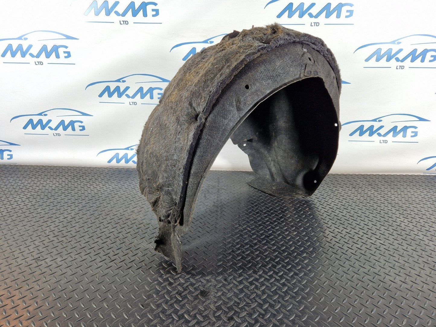 10-17 AUDI A8 4H REAR RIGHT O/S WHEEL ARCH LINER GUARD 4H0810172E