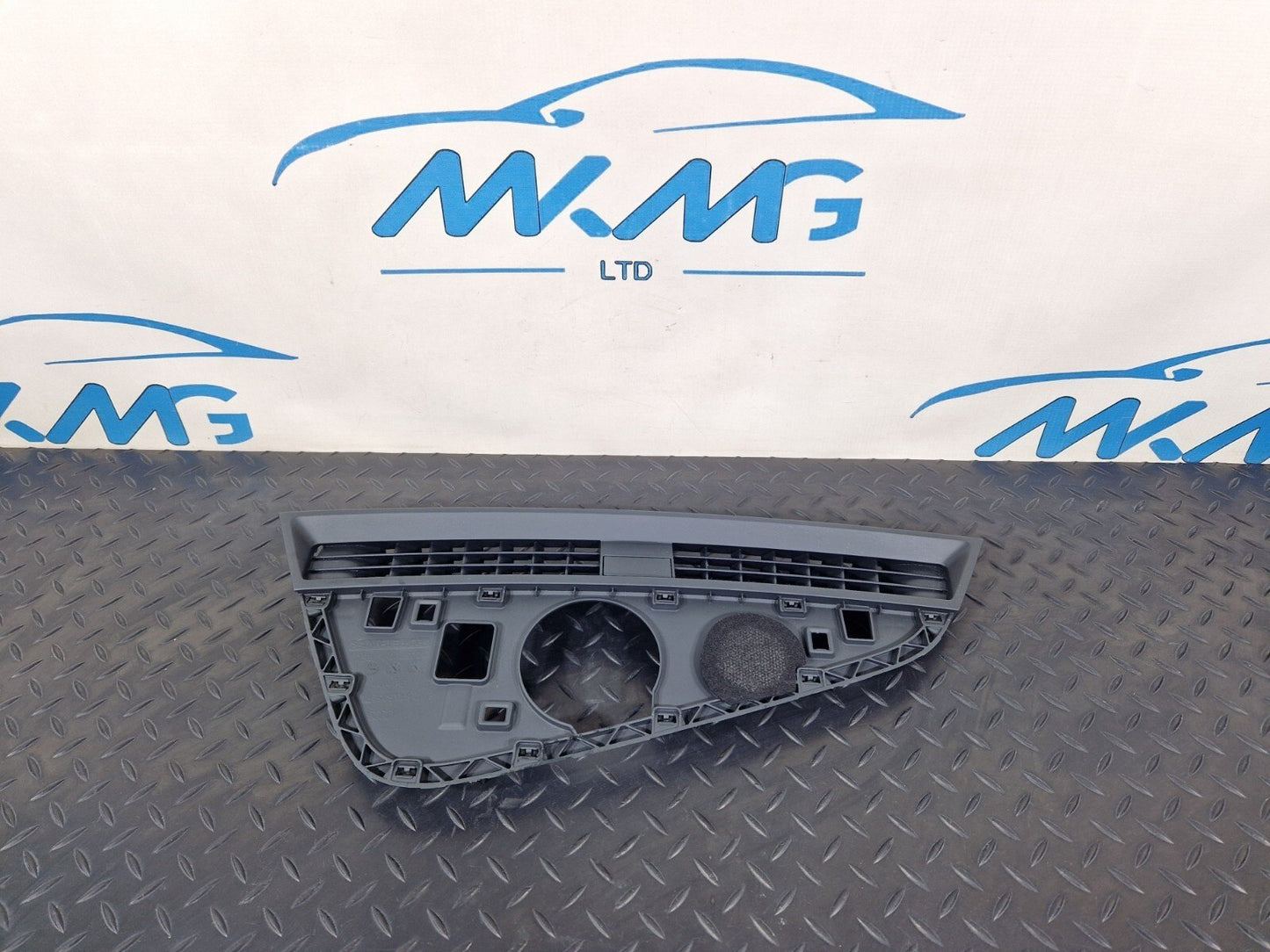 16-19 AUDI A4 B9 GENUINE DASHBOARD TRIM COVER 8W2819635
