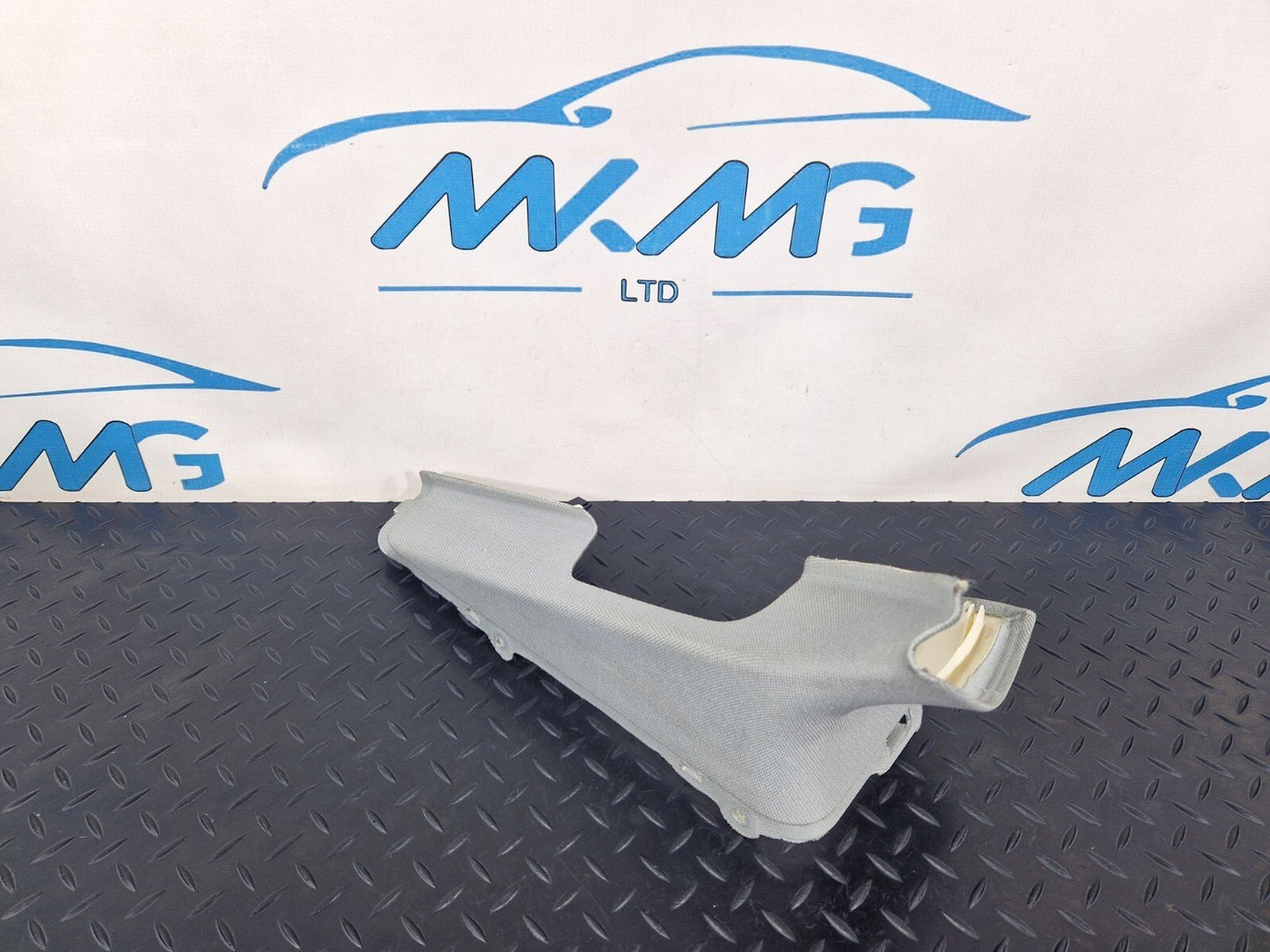15-18 AUDI A7 4G GENUINE REAR LEFT D PILLAR TRIM 4G8867245
