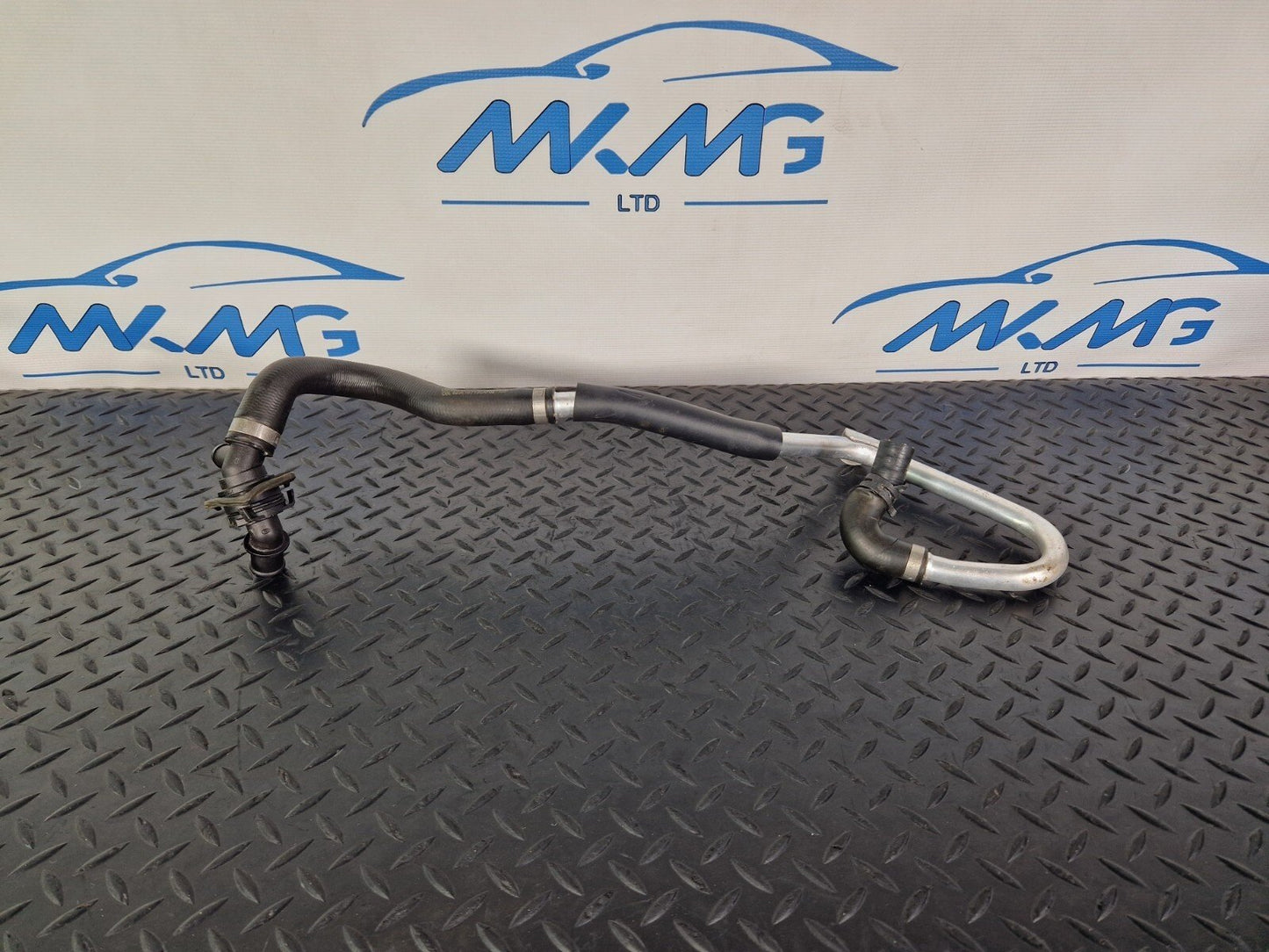 14-21 MERCEDES BENZ W205 GENUINE OEM ENGINE COOLANT HOSE PIPE A2058302902