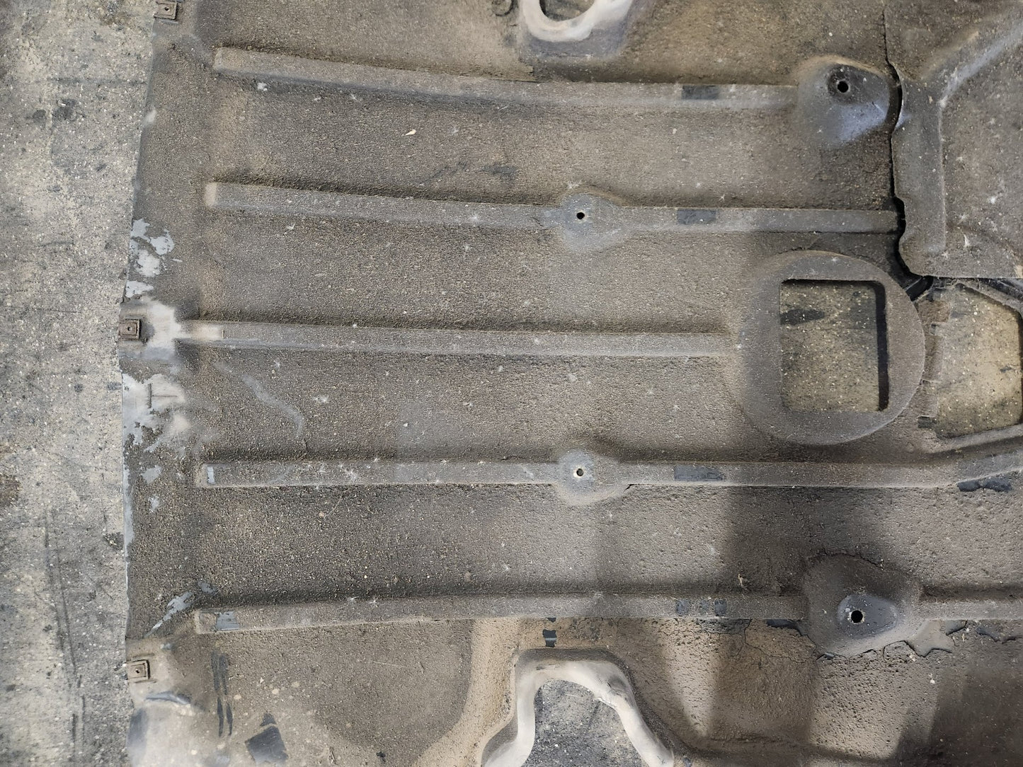 BMW 116i E87 Hatchback Genuine Engine Bay Front Under Tray Cover