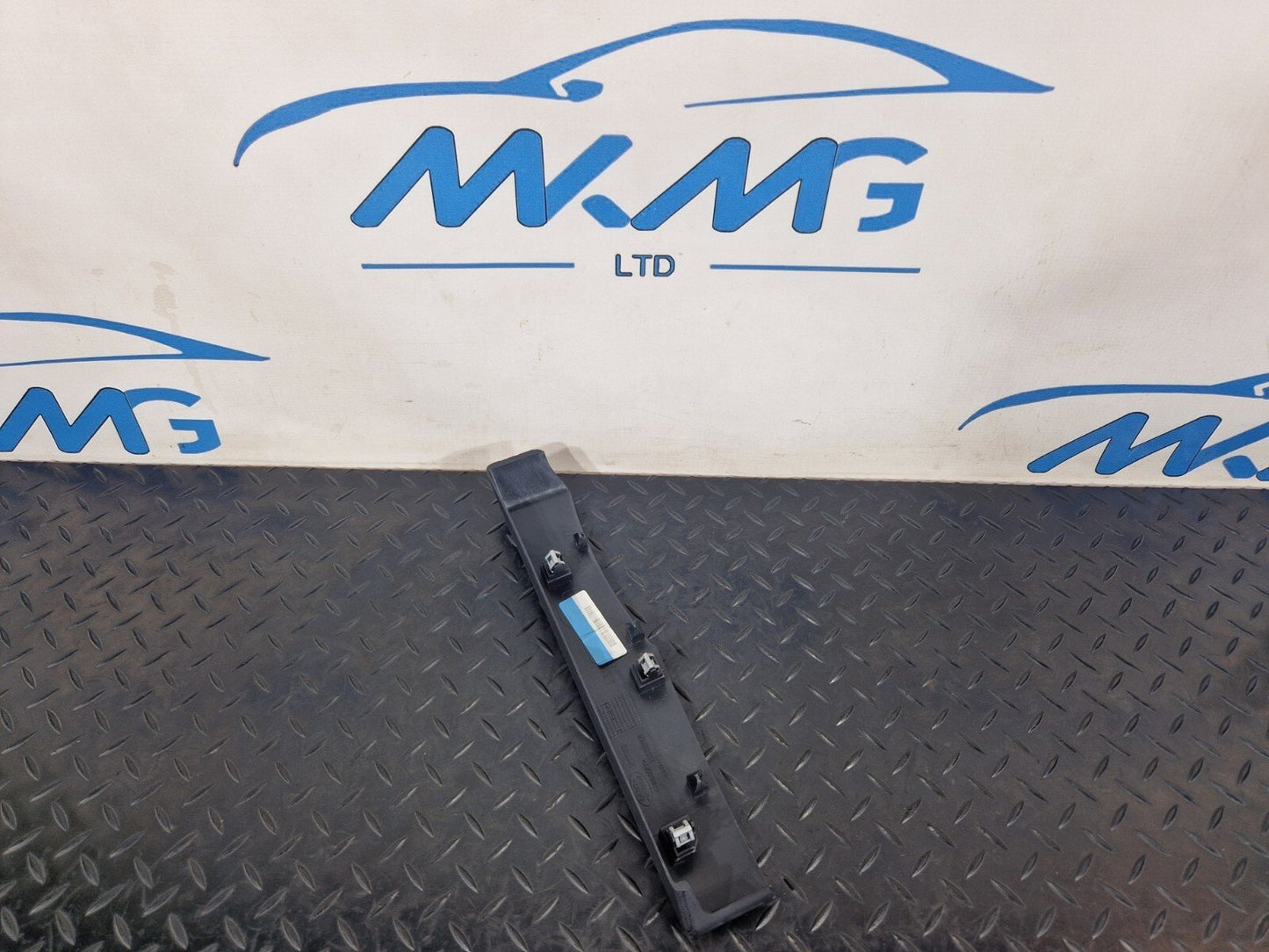 2019-ON  LAND ROVER DISCOVERY L550 LCI INTERIOR TRIM PANEL LK72043C27A