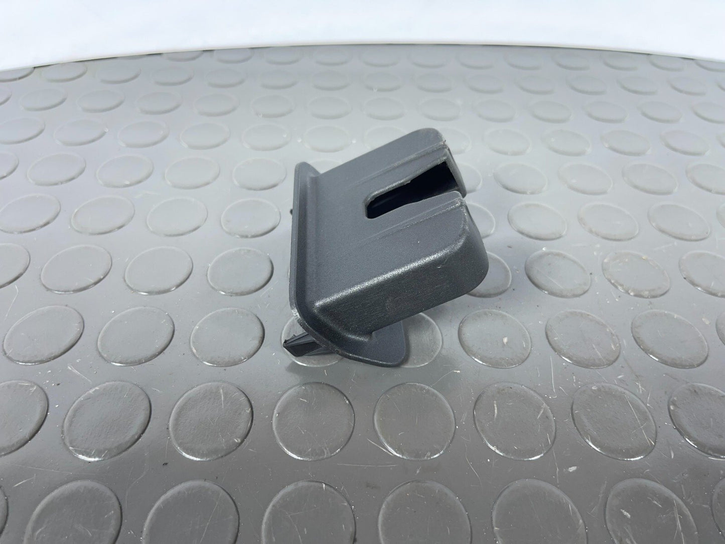 16-19 AUDI A4 B9 SALOON GENUINE BOOT TAILGATE LOCK TRIM COVER 8W5827520