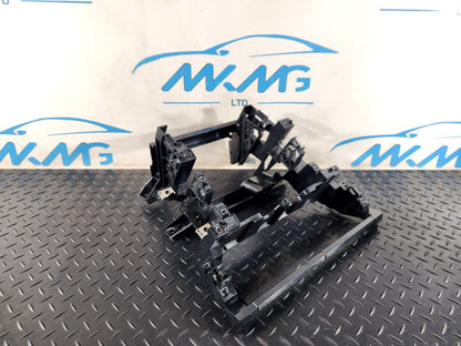 13-23 RANGE ROVER SPORT L494  CENTRE CONSOLE BRACKET MOUNT DK62-04268-A