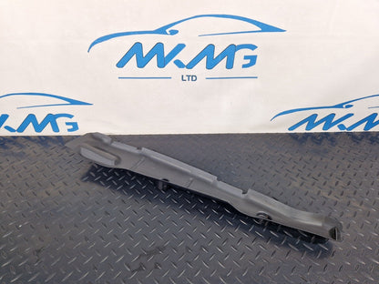 16-19 AUDI A4 B9 GENUINE FRONT RIGHT WING FILLER INSULATOR 8W0821112