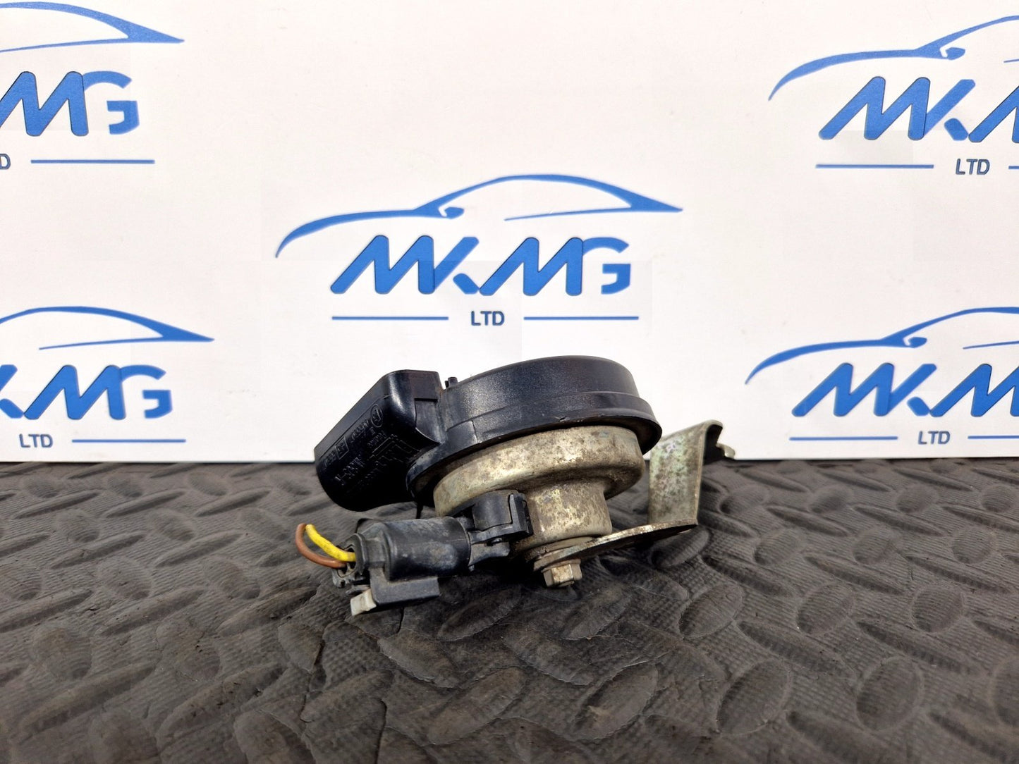 14-21 MERCEDES BENZ C300 W205 HORN SIGNAL TONE FRONT LEFT GENUINE A2055420920