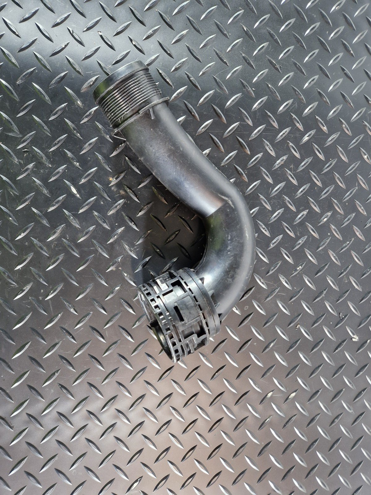 19-ON RANGE ROVER EVOQUE L551 2.0 DIESEL INTERCOOLER HOSE PIPE M8D26C715