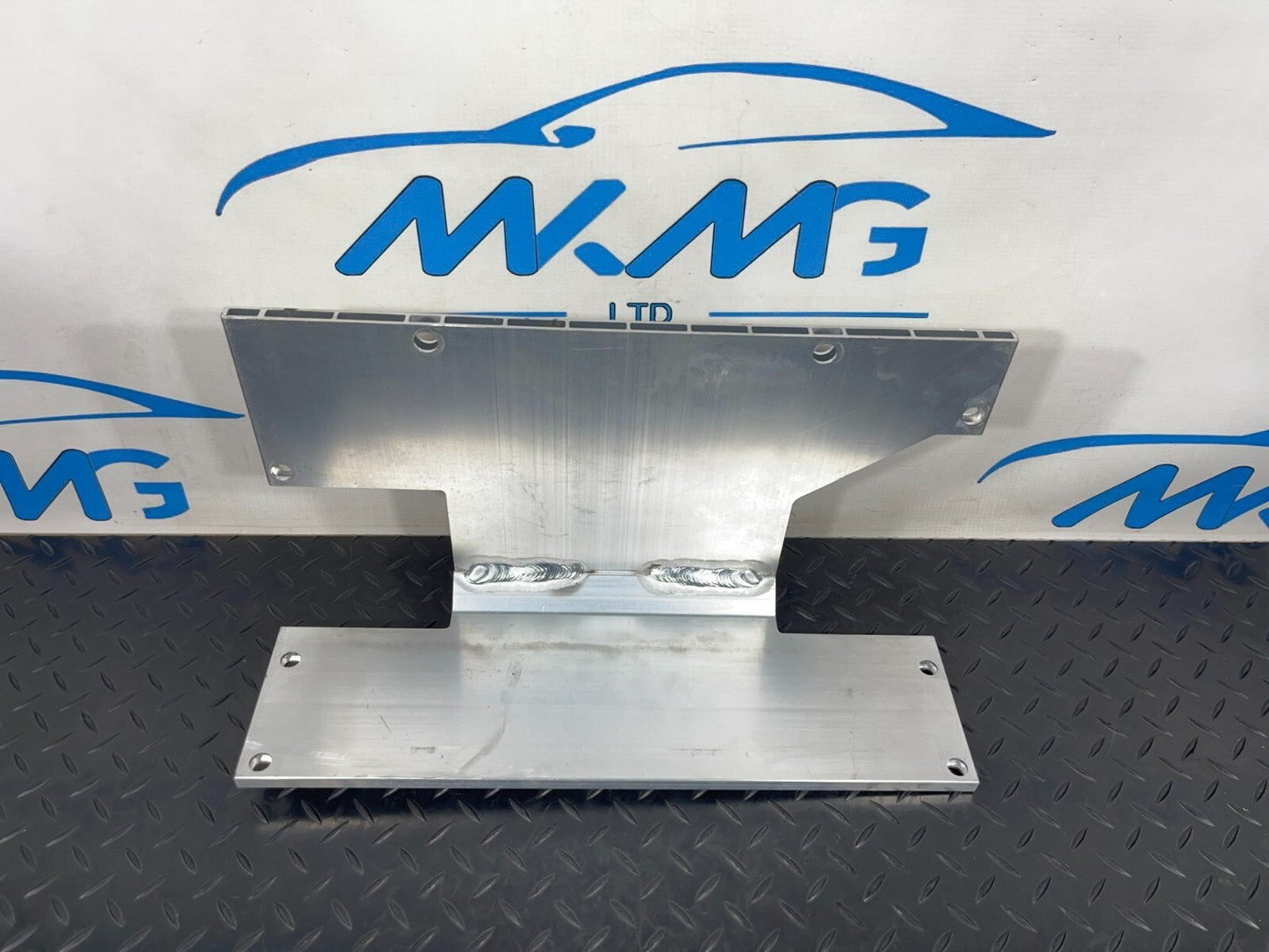 14-21 MERCEDES BENZ C350h W205 BATTERY TRAY BOX HOLDER A2056109701