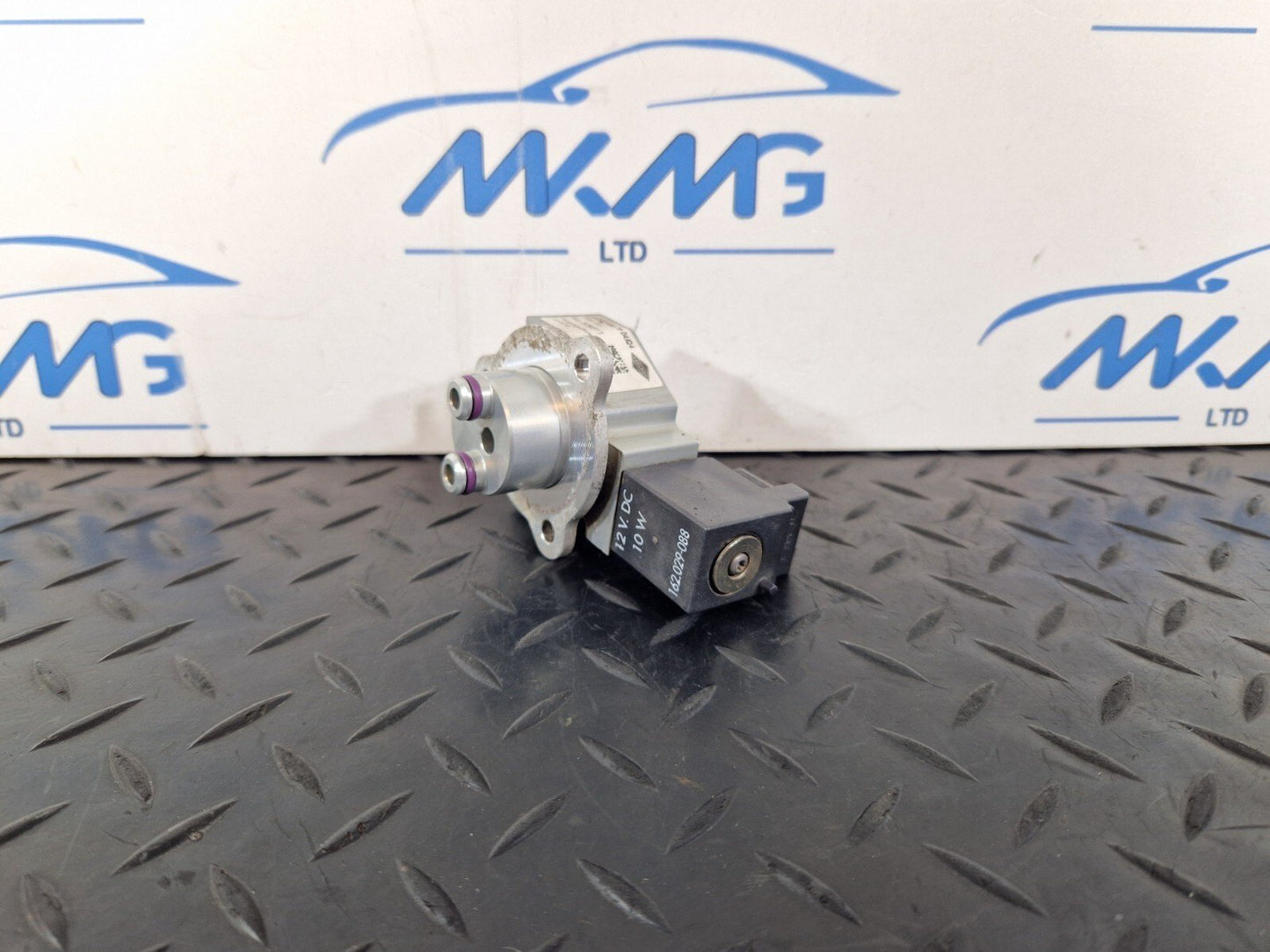 14-21 MERCEDES BENZ C300h W205 GENUINE AIR CONDITIONING CUTOFF VALVE A2228307904
