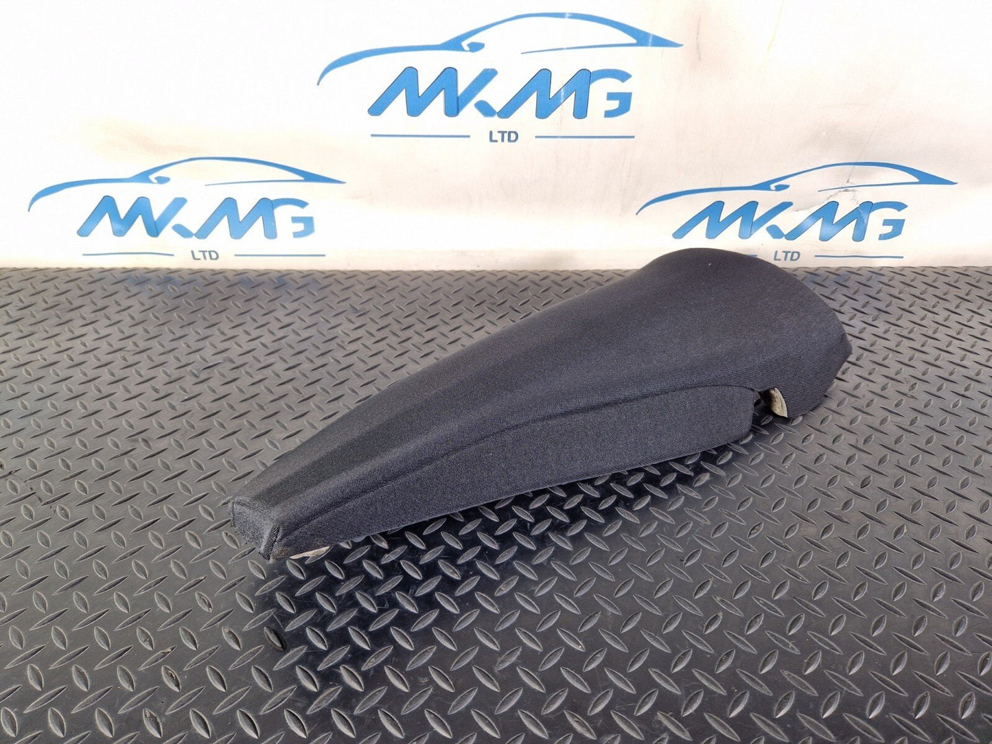 20-24 BMW 1 SERIES F40 REAR LEFT SEAT SIDE FINISHER TRIM 7492433