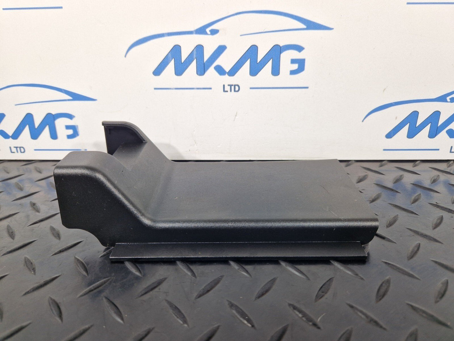 BMW Unknown Part Type 7368772