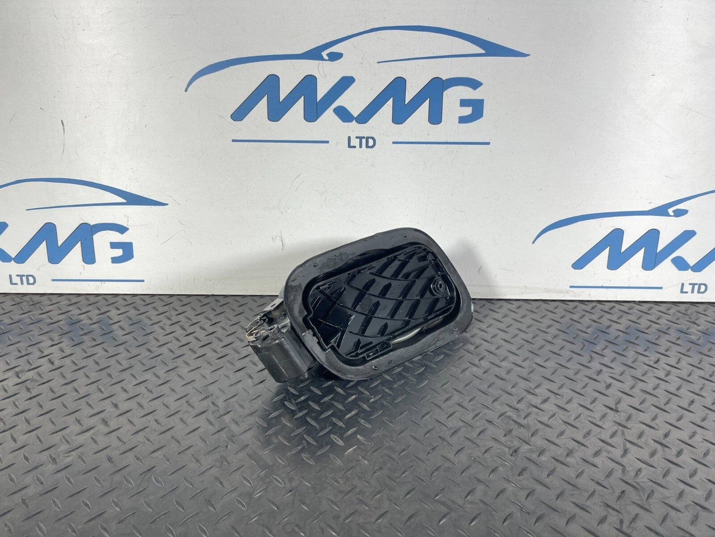 2019-ON  LAND ROVER DISCOVERY L550 FUEL FILLER FLAP & CAP LK7227936CC