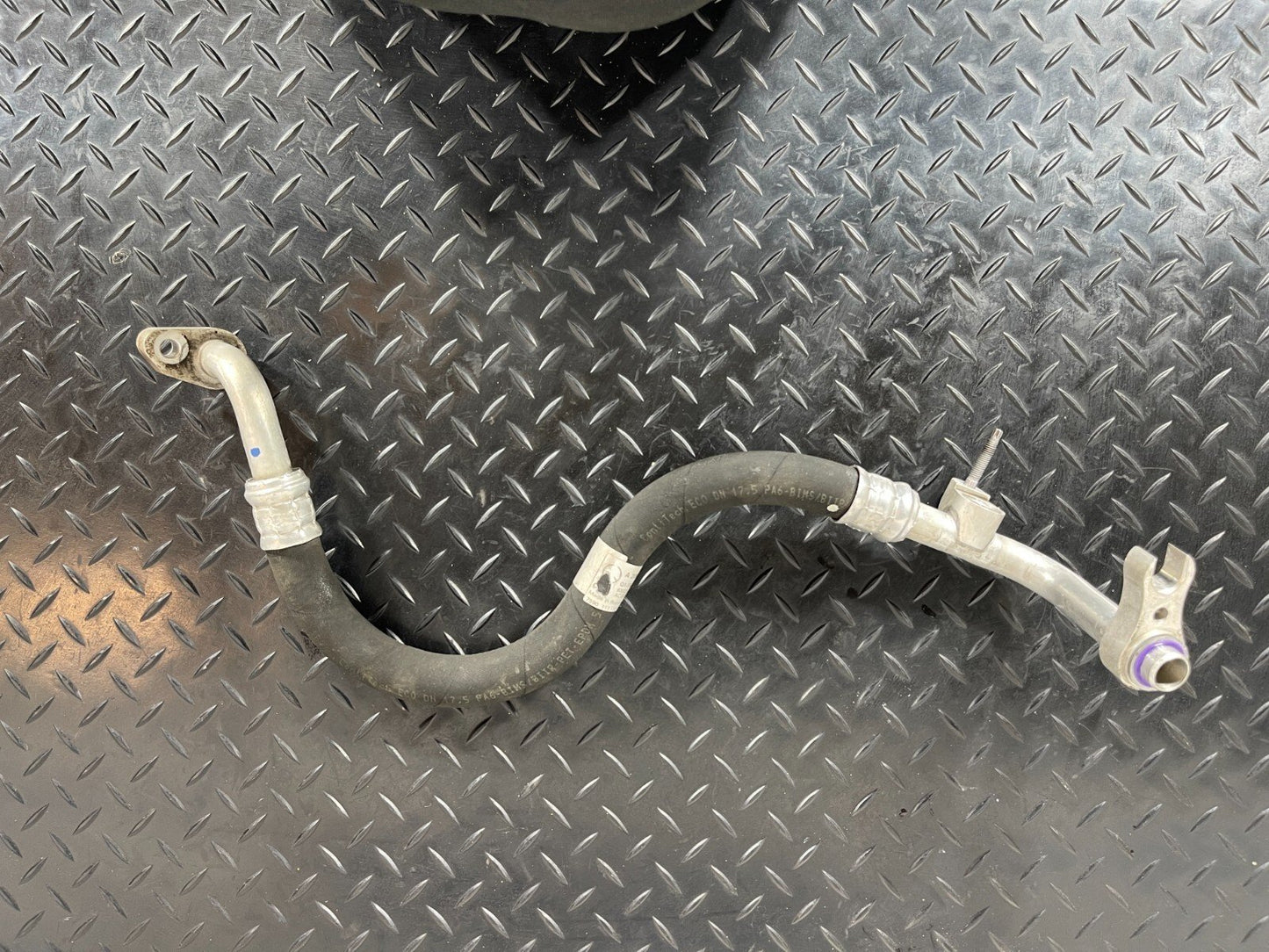 14-21 MERCEDES BENZ C350e W205 A/C AIR CON CONDITIONING HOSE PIPE A2058302303