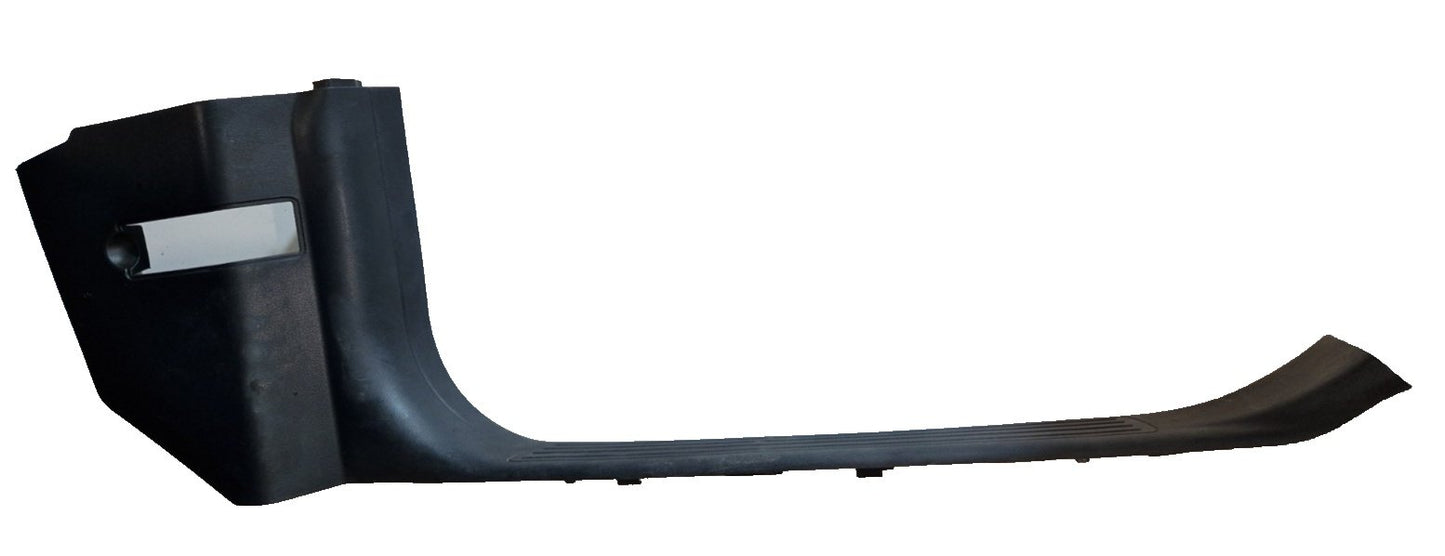 Mercedes-Benz ML-Class W166 front right Trim Panel A1666801835
