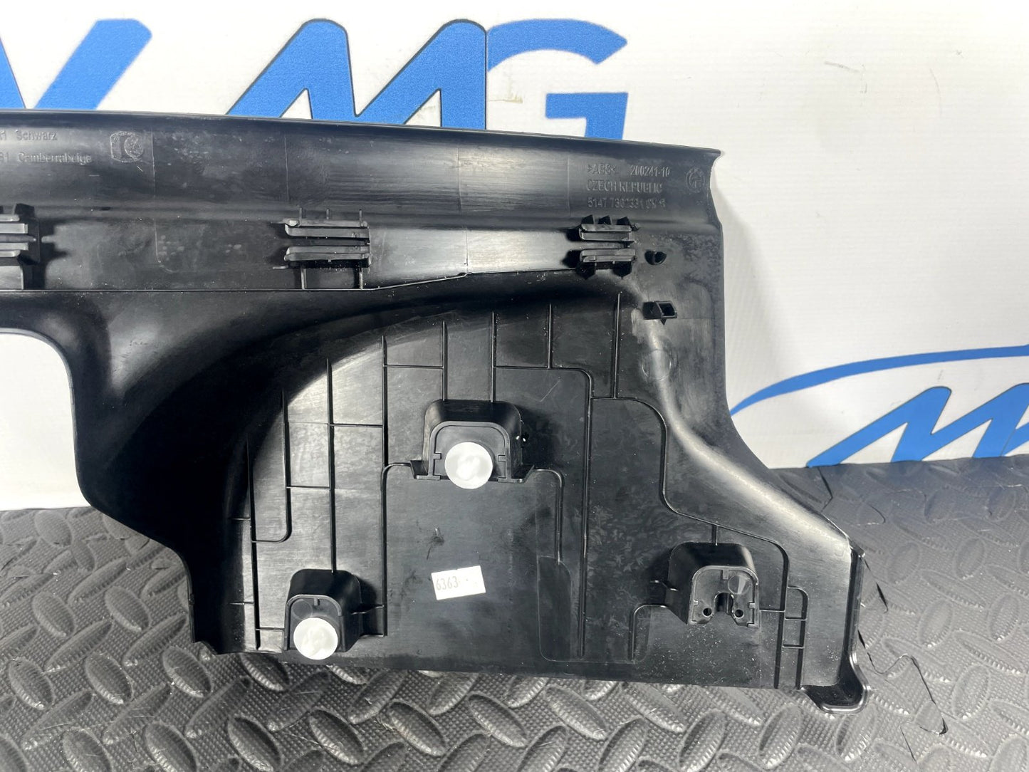 14-21 BMW 2 SERIES GRAN TOURER F46 GENUINE REAR LEFT STEP TRIM PANEL 7362331