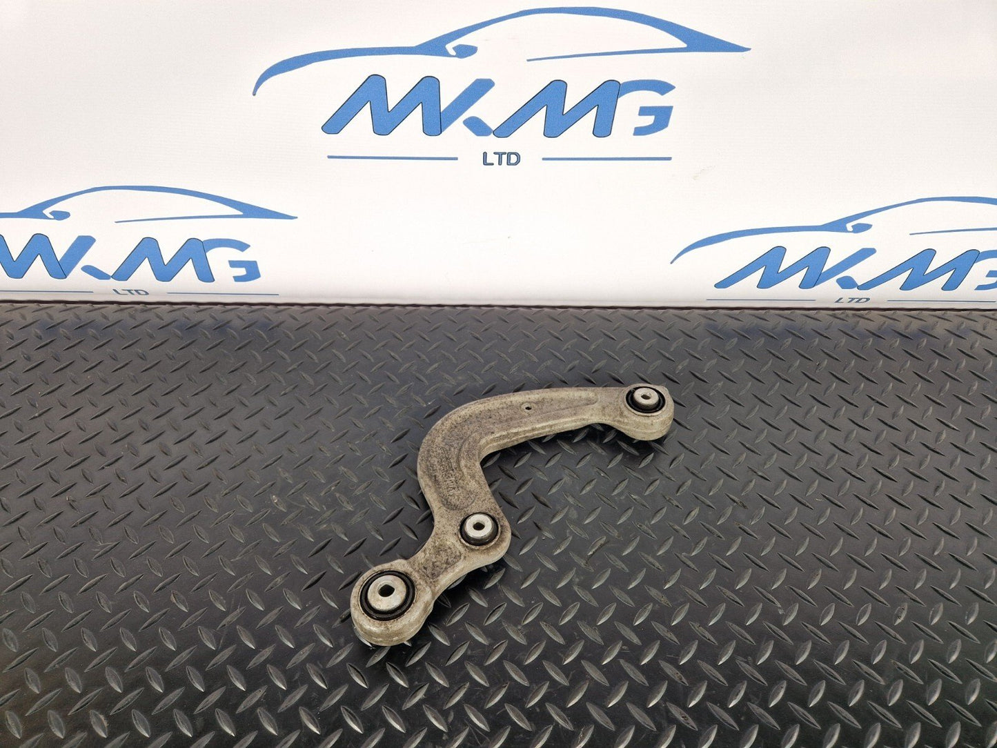 GENUINE AUDI A4 B9 A5 S5 F5 REAR LEFT OR RIGHT CONTROL ARM 8W0505361E