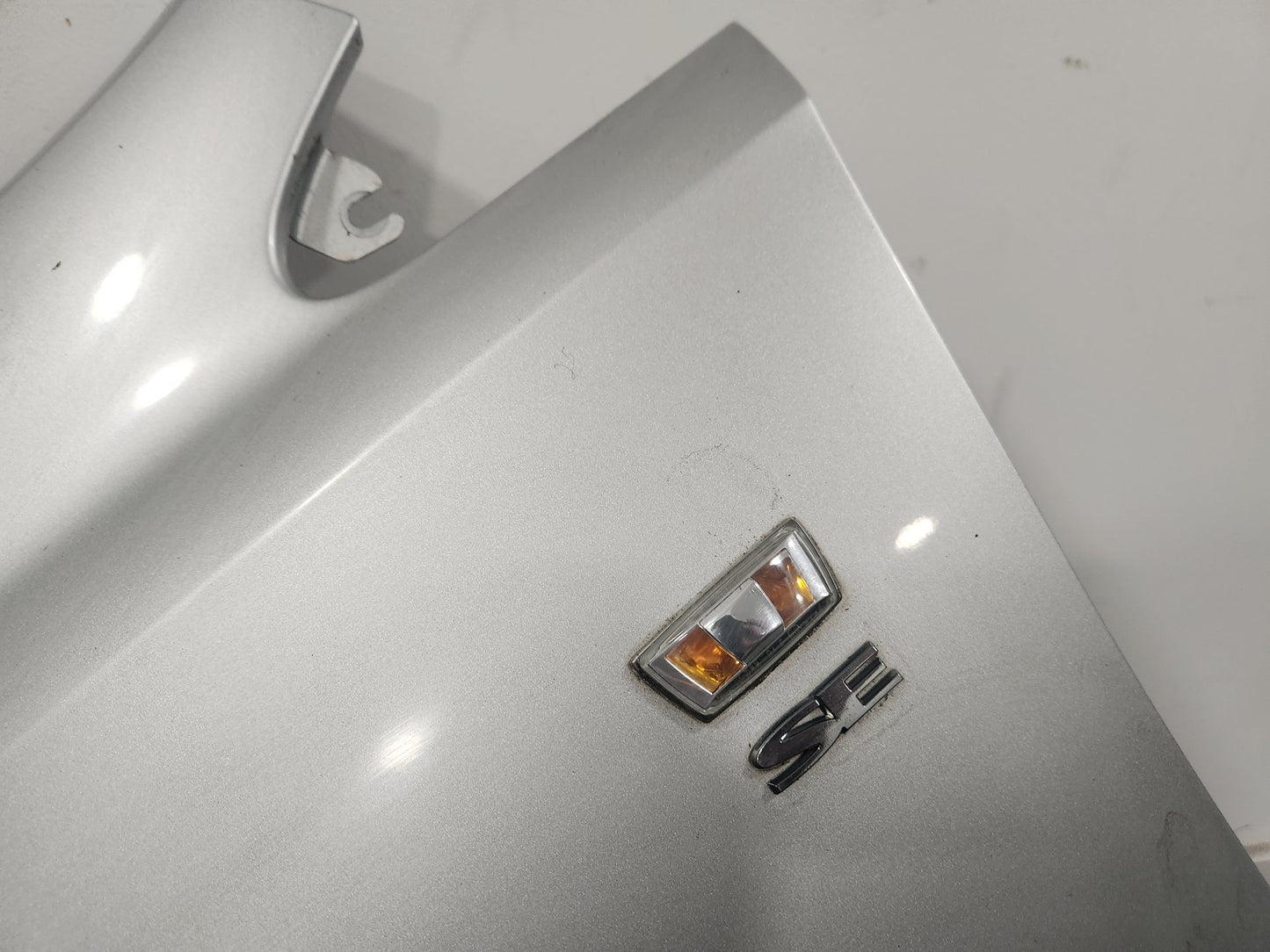 Vauxhall Corsa MK4 Hatchback Front Left Wing Fender Panel in Switchblade Silver