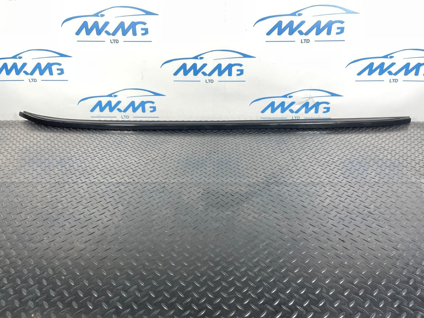 16-22 BMW X1 F48 GENUINE RIGHT O/S ROOF RAIL BLACK 7356436