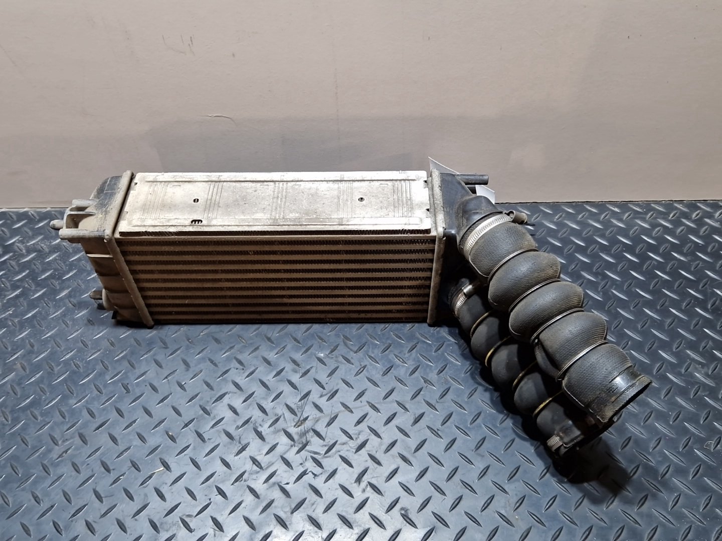 Peugeot Partner B9 Cargo Van Genuine Radiator Intercooler 9684212480