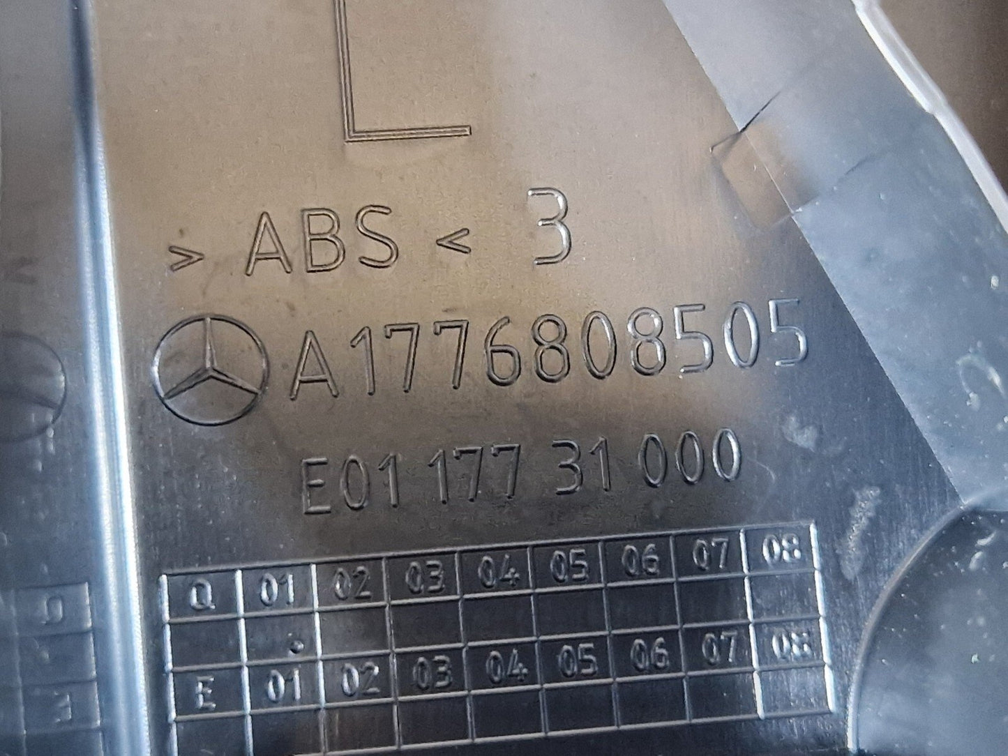 18-ON MERCEDES BENZ A CLASS W177 REAR PASSENGER SIDE BOOT FLOOR TRIM A1776808505