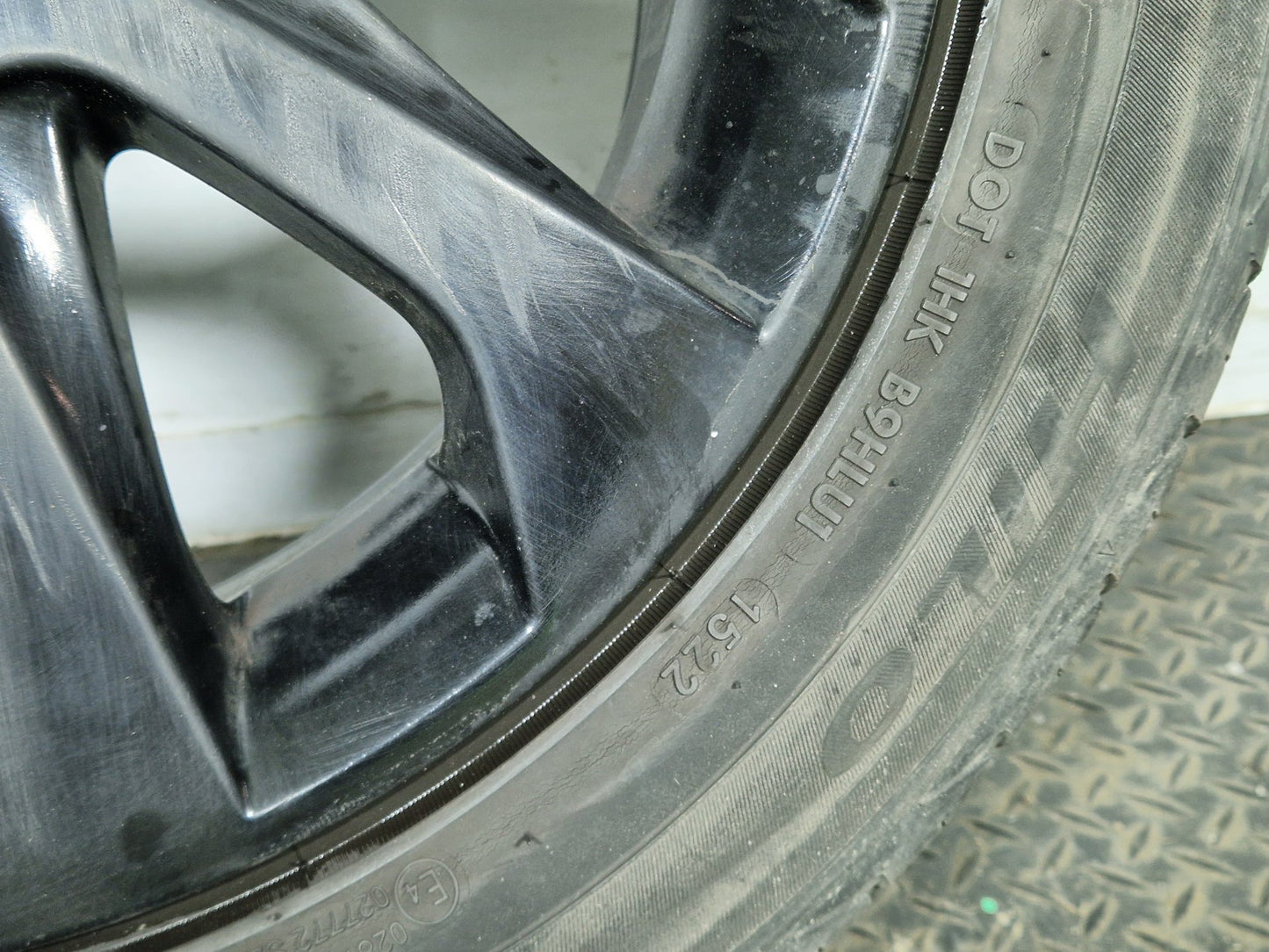 Seat Leon MK3 5F 16" Alloy Wheel with Tyre 4mm 205/55/16 5F0601025A