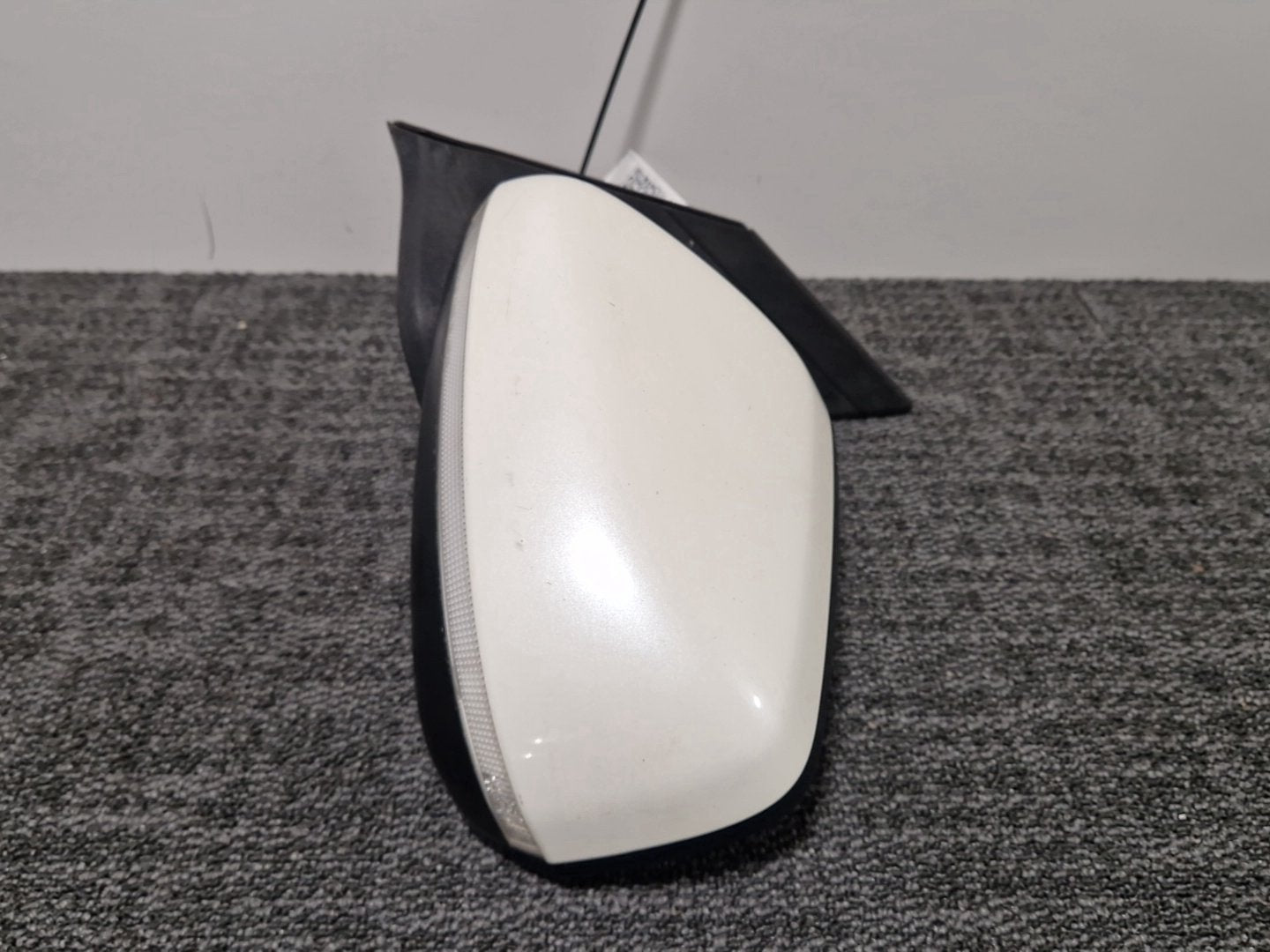 Honda CR-Z MK1 (ZF13) Coupe Front Left N/S Door Wing Mirror in White NH-624P