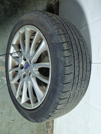 Volvo S40 MK2 (MS) 17" Alloy Wheel with Tyre 205/50/17 ~4mm