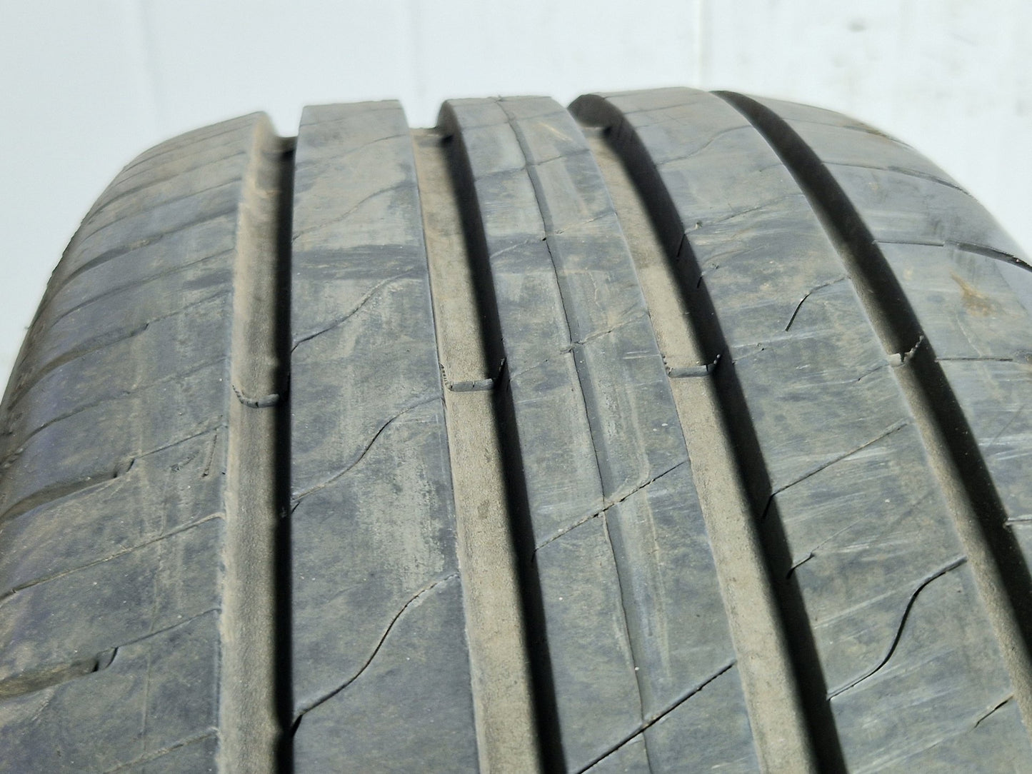 Goodyear Tyre 205/60/R16 92V Efficient Grip Genuine ~6mm Tread