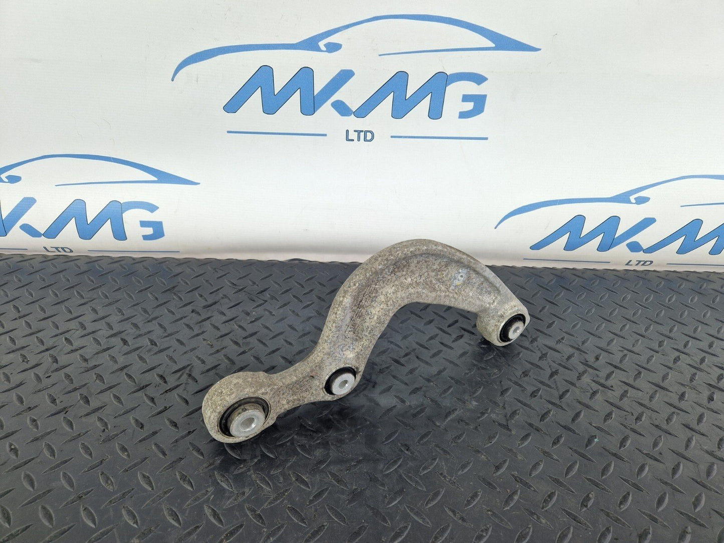 GENUINE AUDI A4 B9 A5 S5 F5 REAR LEFT OR RIGHT CONTROL ARM 8W0505361E