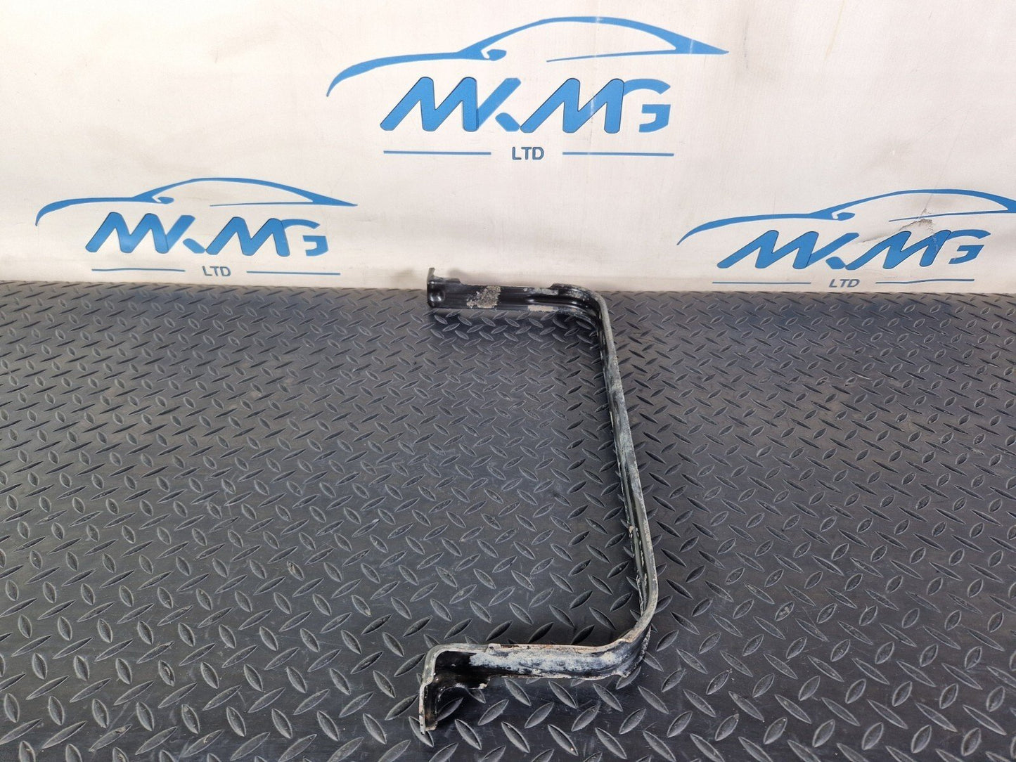 18-ON MERCEDES BENZ SPRINTER W907 FUEL TANK TENSIONER HOLDER STRAP A9074750000