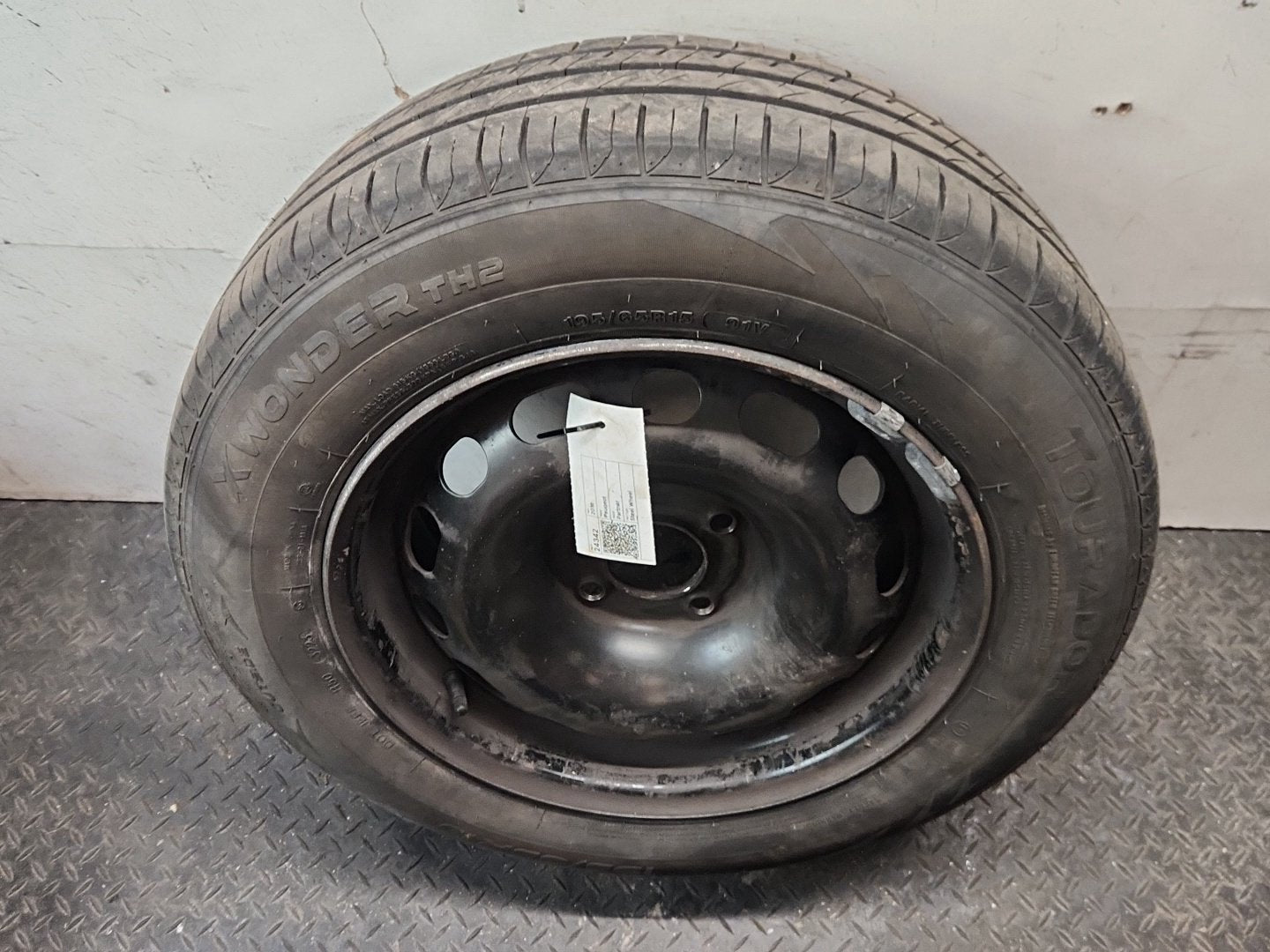 Peugeot Partner B9 Cargo Van 15" Steel Wheel with Tyre ~5mm 195/65/15