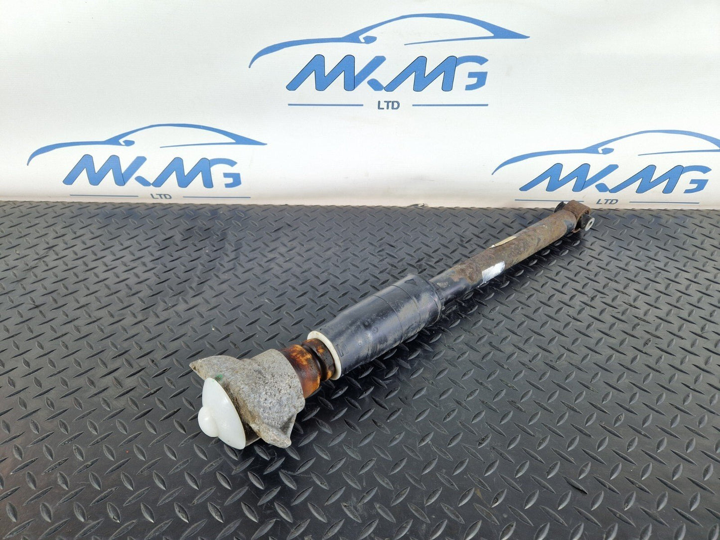 16-19 AUDI A4 AVANT B9 GENUINE REAR SHOCK ABSORBER FITS LEFT & RIGHT 8W0513035AD