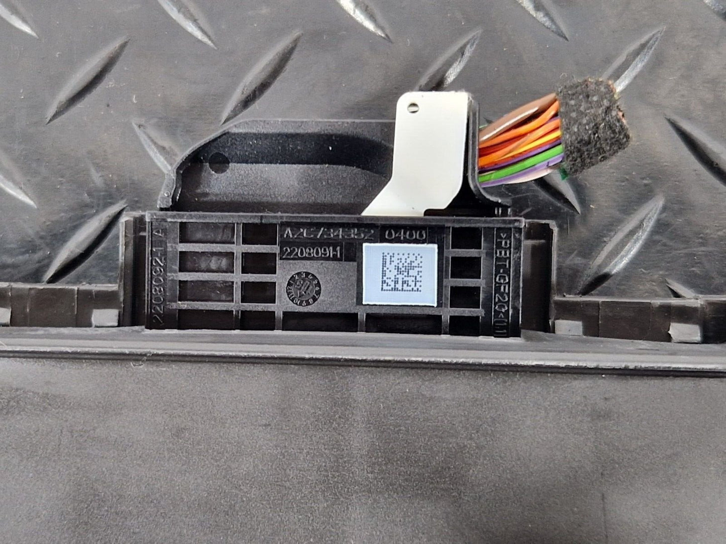 16-19 AUDI A4 B9 AVANT ULTRA SE GATEWAY CONTROL MODULE ECU B9 4M1907468C