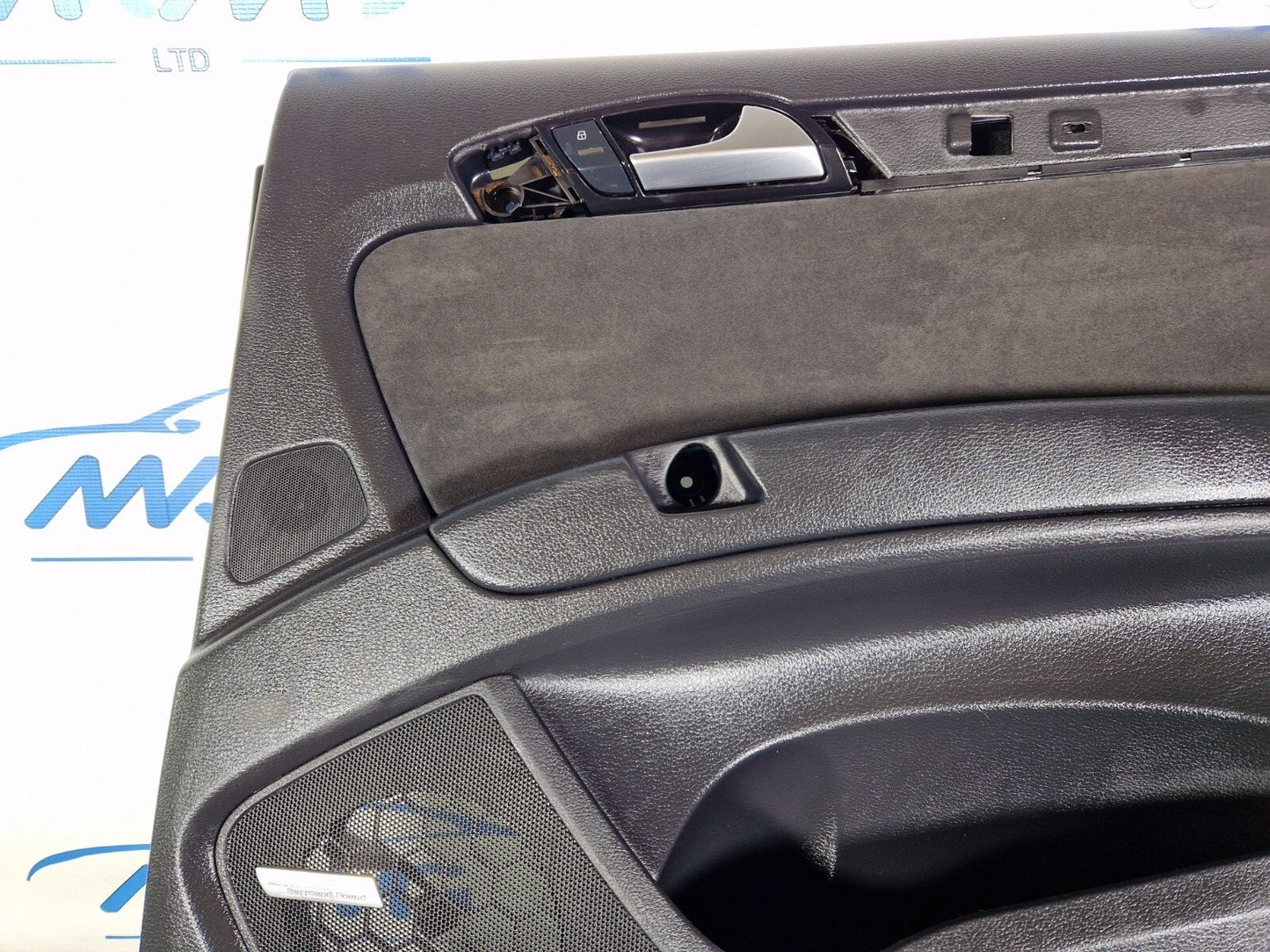 10-15 AUDI Q7 4L GENUINE OEM REAR RIGHT SIDE DOOR CARD 4L0867306B
