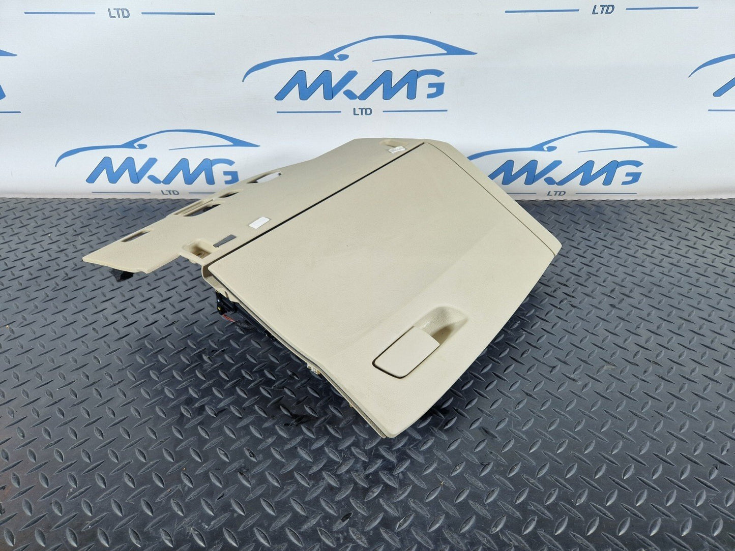 16-24 AUDI A5 F5 COUPE GENUINE DASHBOARD GLOVE BOX 8W2857035