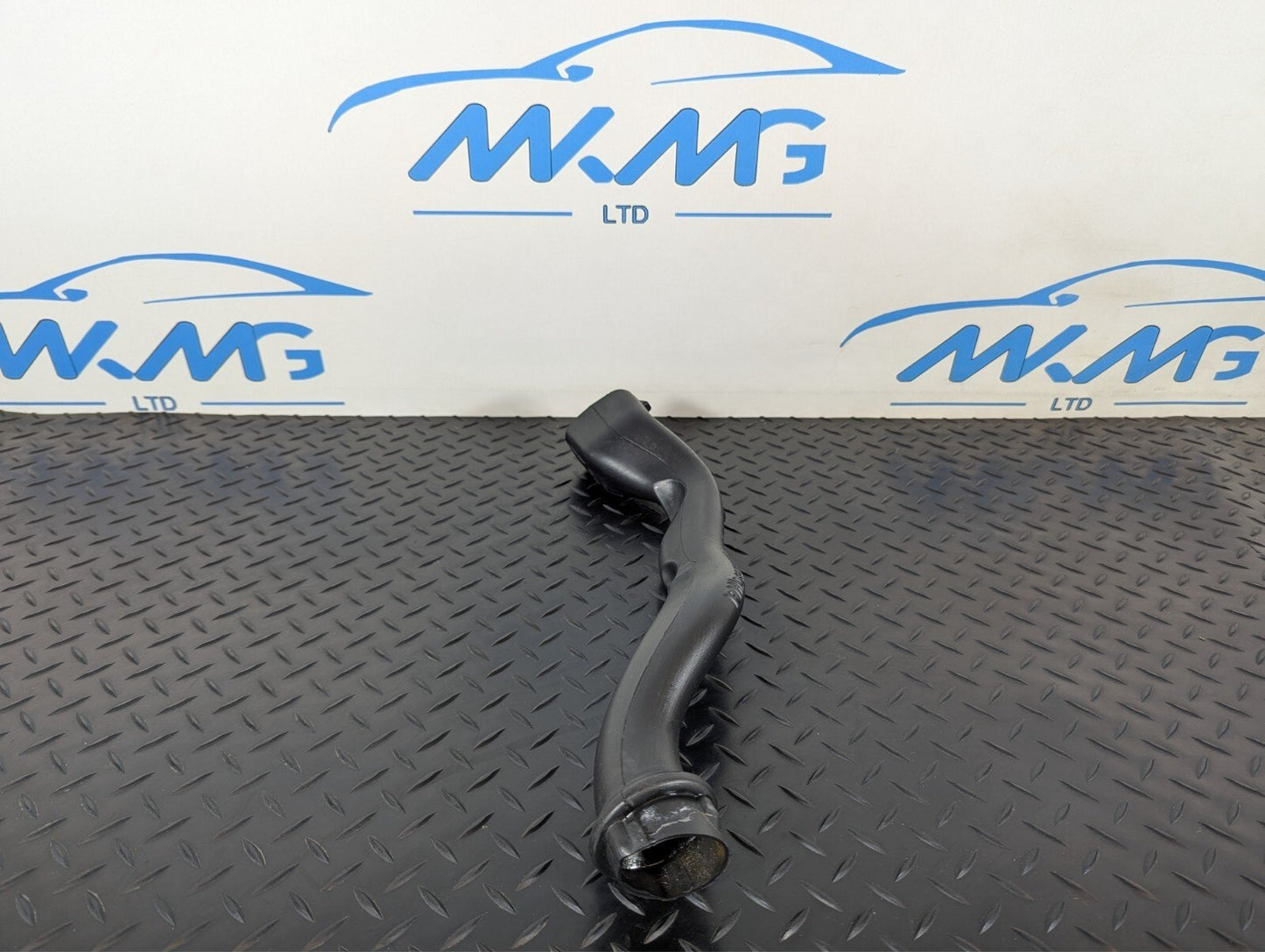 11-19 MERCEDES BENZ ML W166 GENUINE OEM DRAIN PIPE A1668320490