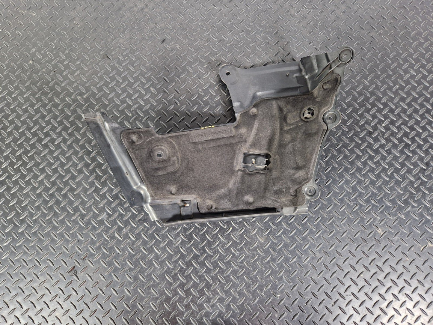 14-21 MERCEDES-BENZ C250D W205 GENUINE ENGINE COMPARTMENT PANEL A2056200140