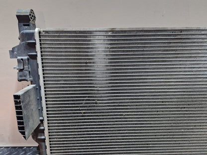 Vauxhall Astra 1.4L Petrol 74.0kw A14XER Genuine Water Coolant Radiator 13281773