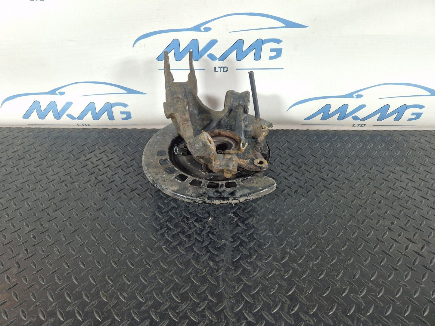 10-15 AUDI Q7 4L GENUINE REAR RIGHT OS SIDE WHEEL HUB 7L0609451B