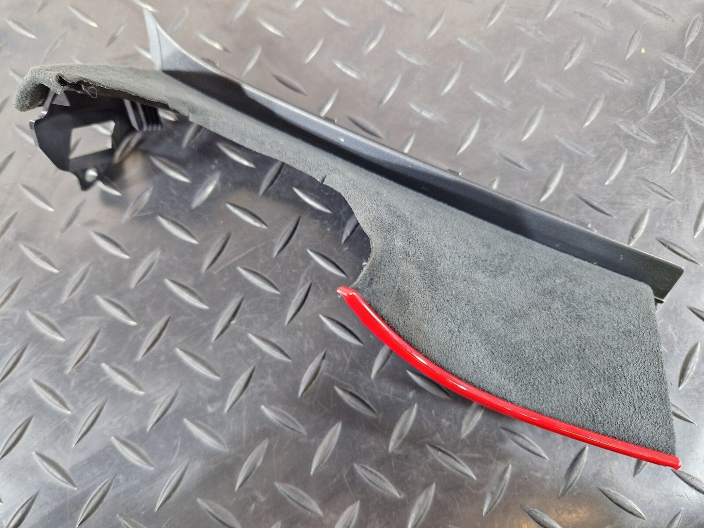 18-ON MERCEDES BENZ A CLASS W177 GENUINE INNER DOOR TRIM COVER A1776891600
