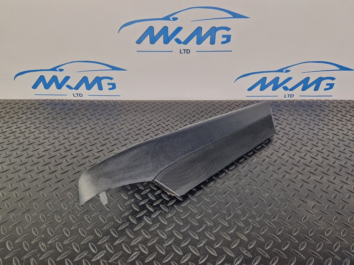 14-21 MERCEDES BENZ C200d W205 LEFT BOOT TRIM PANEL COVER A2056900344