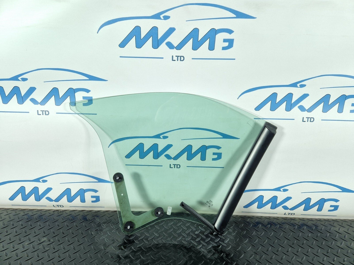 12-17 AUDI S5 CONVERTIBLE REAR LEFT SIDE WINDOW GLASS 43R-00082 8P7845457