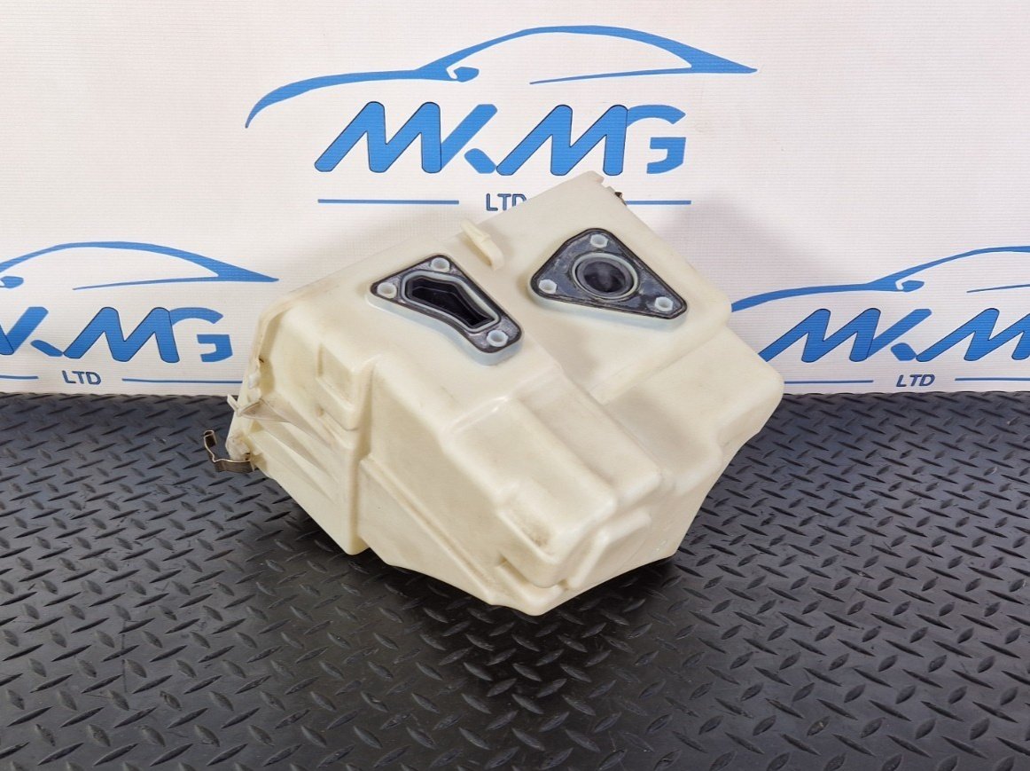 10-13 BMW X5 E70 LCI OEM ENGINE ECU FUSE BOX HOUSING HOLDER 7555121